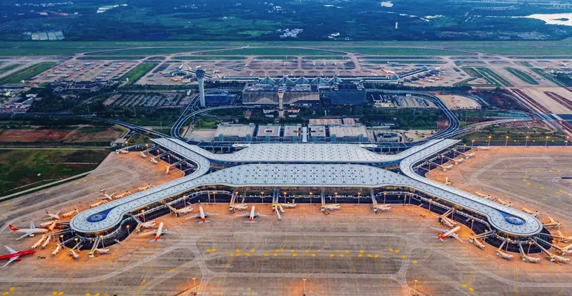 ?？诿捞m機(jī)場